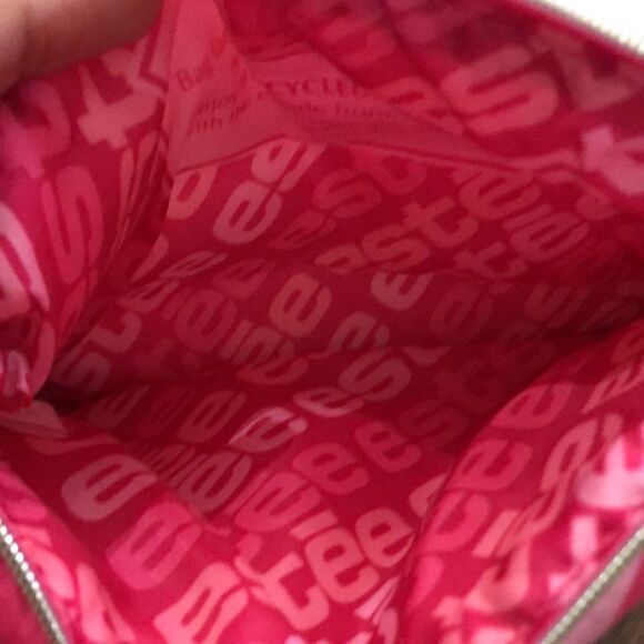 NEW Estee Lauder puffer recycled cosmetic bag Wristlet. - Picture 3 of 5